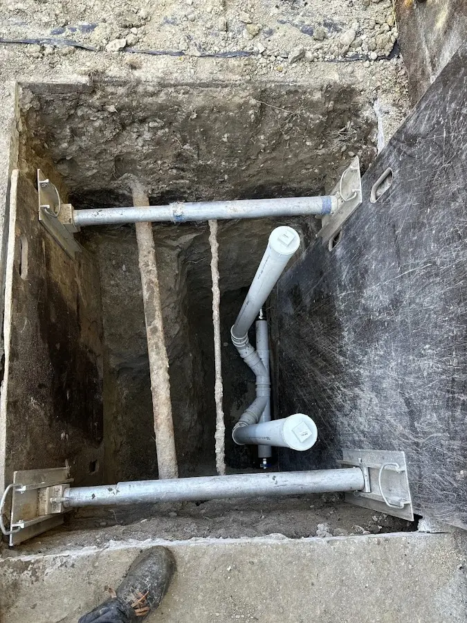 Experienced plumber completing Gas Line Repair work in Pinckneyville